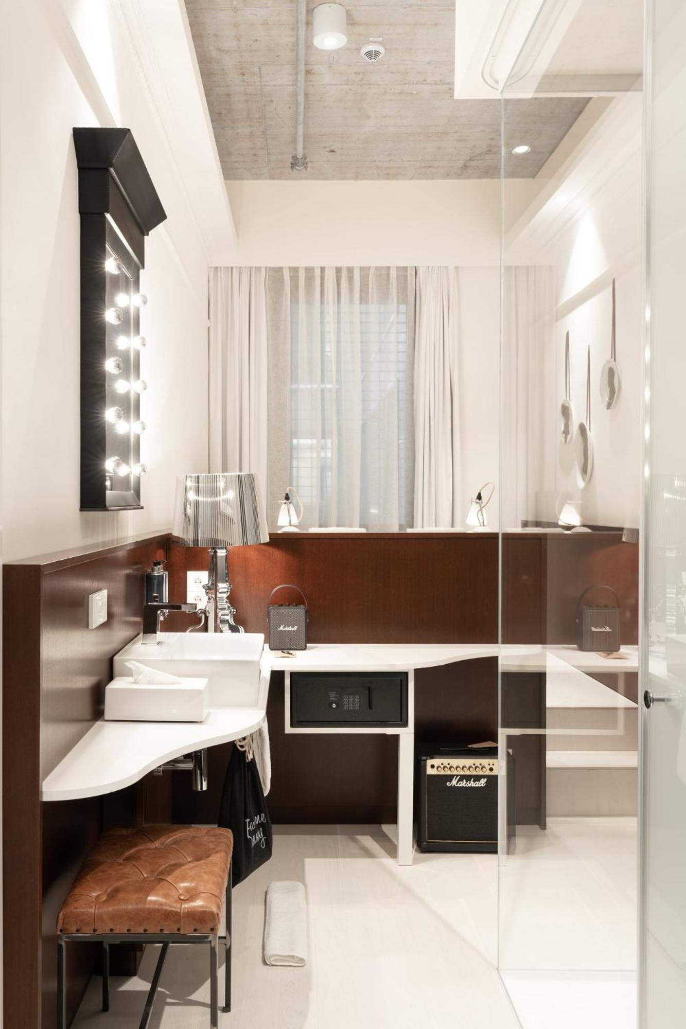 Ruby Louise Hotel Frankfurt Frankfurt am Main ภายนอก รูปภาพ