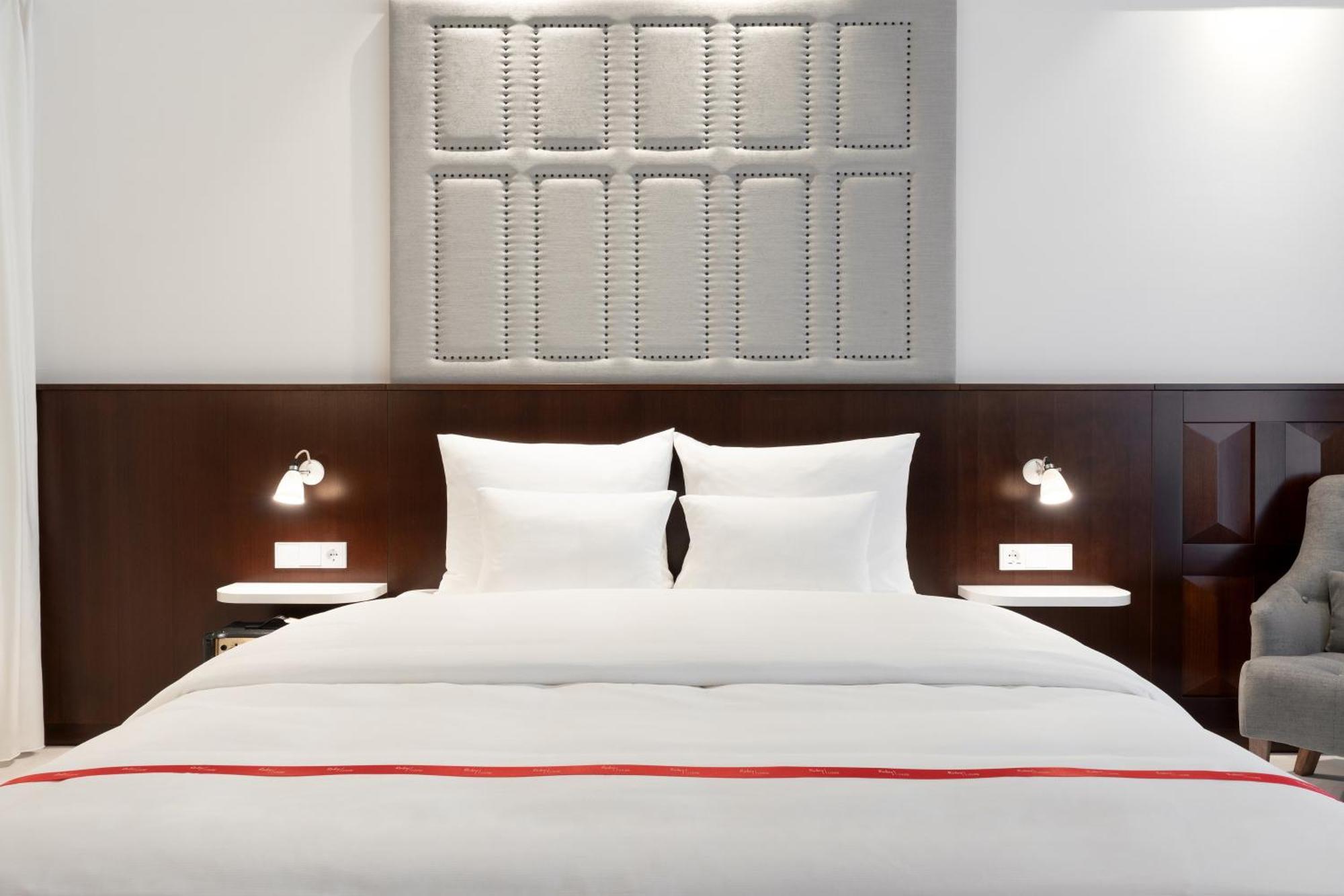 Ruby Louise Hotel Frankfurt Frankfurt am Main ภายนอก รูปภาพ